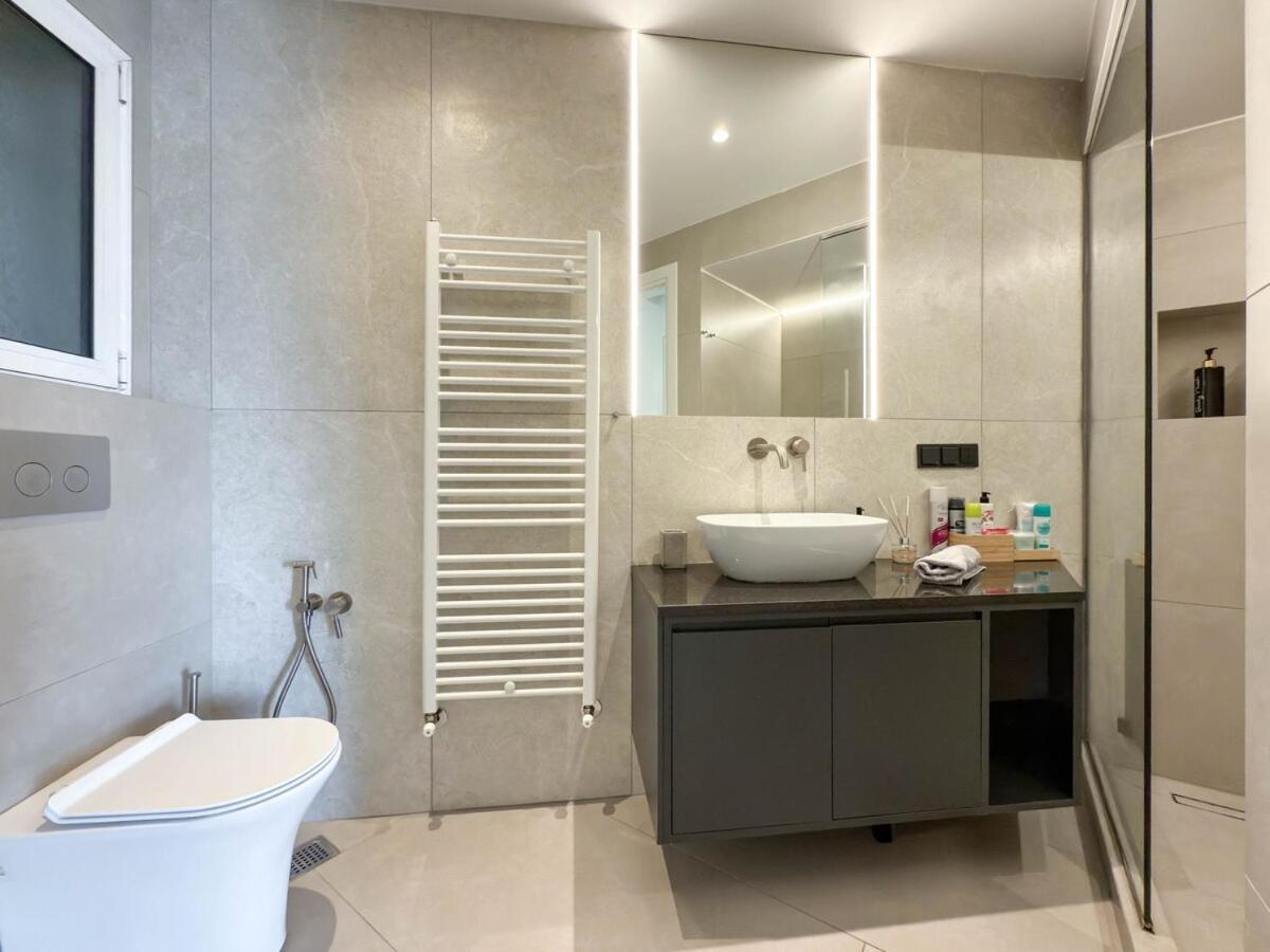 شقة Luxury Sea View Retreat سالونيك المظهر الخارجي الصورة